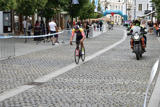 中超联赛的 中超联赛的